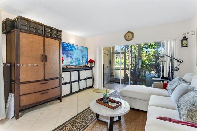 2300 SW 22nd Ave 109, Delray Beach, FL 33445