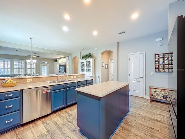 6990 SMITHSHIRE LANE, Windermere, FL 34786