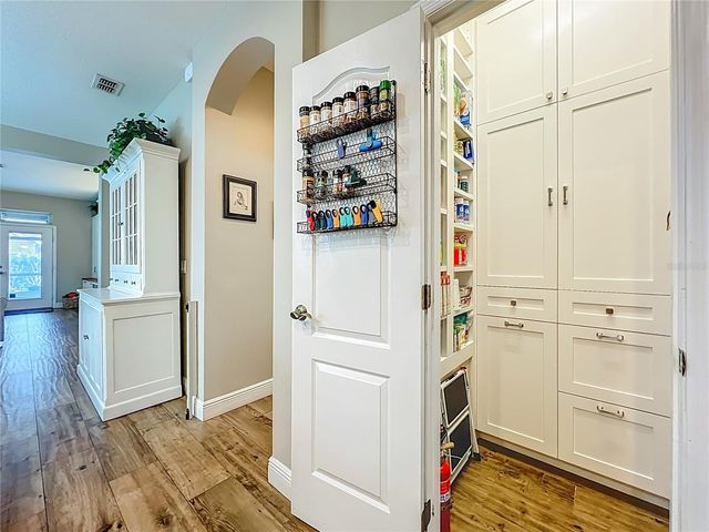 6990 SMITHSHIRE LANE, Windermere, FL 34786