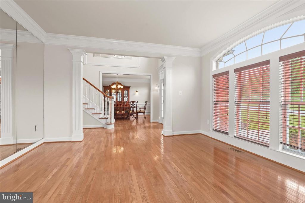 Image 13 of property listing at 2059 CONAN DOYLE WAY, Sykesville, MD 21784