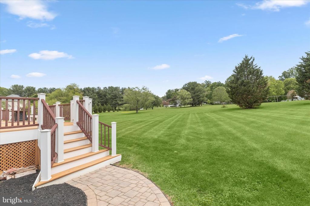 Image 30 of property listing at 2059 CONAN DOYLE WAY, Sykesville, MD 21784