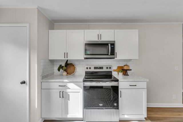 105 Sherry Ln, Dickson, TN 37055