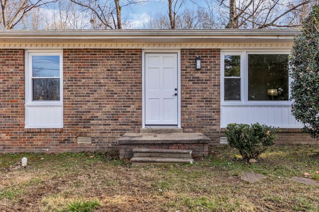 105 Sherry Ln, Dickson, TN 37055