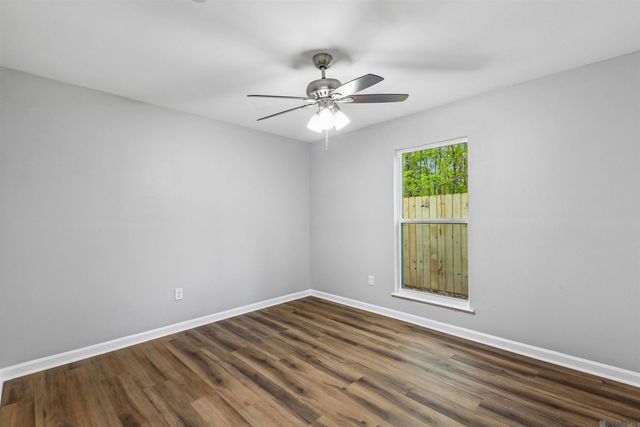 3553 W Wendover Dr, Baton Rouge, LA 70814