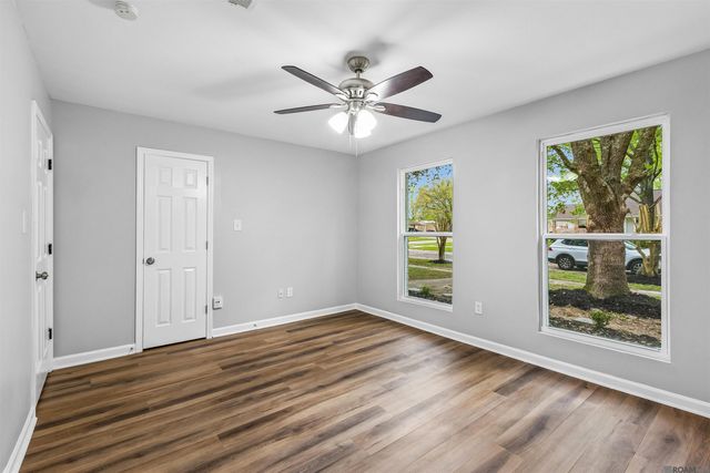 3553 W Wendover Dr, Baton Rouge, LA 70814