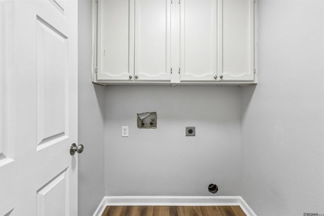 3553 W Wendover Dr, Baton Rouge, LA 70814