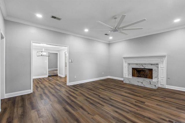 3553 W Wendover Dr, Baton Rouge, LA 70814