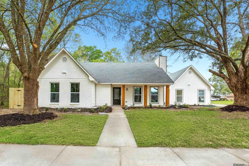 3553 W Wendover Dr, Baton Rouge, LA 70814