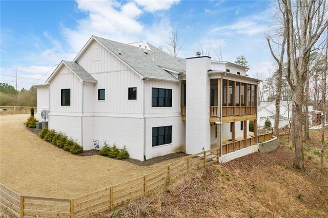 555 Lower Birmingham Road, Canton, GA 30115