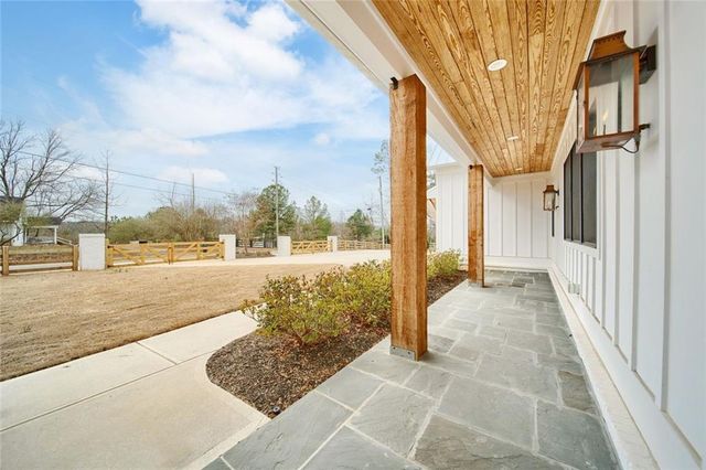 555 Lower Birmingham Road, Canton, GA 30115