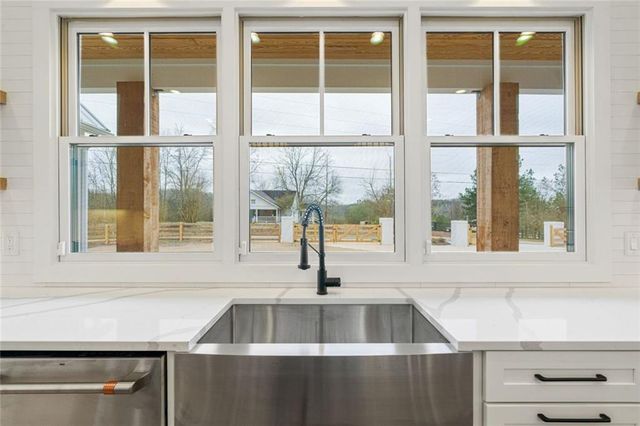 555 Lower Birmingham Road, Canton, GA 30115