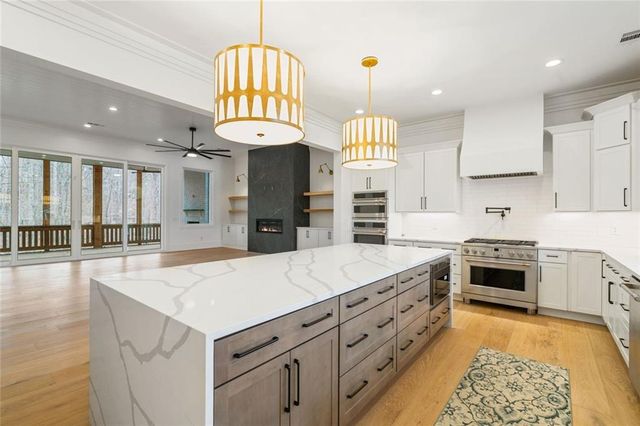 555 Lower Birmingham Road, Canton, GA 30115