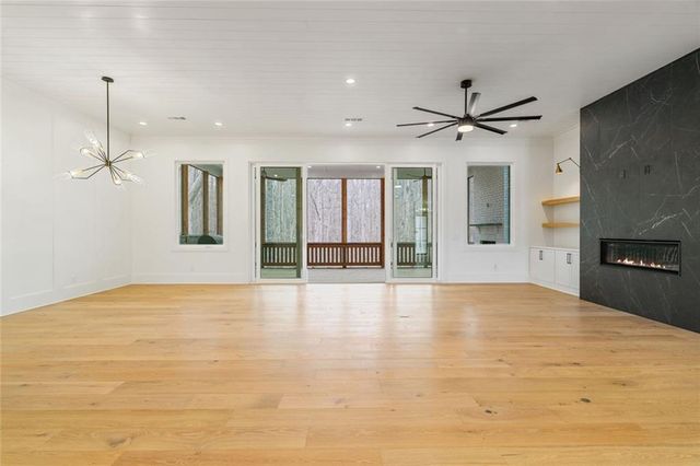 555 Lower Birmingham Road, Canton, GA 30115