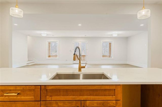 555 Lower Birmingham Road, Canton, GA 30115