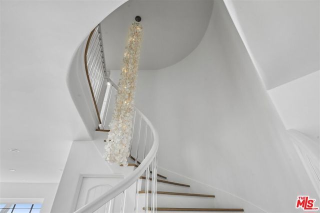 31500 Victoria Point Road, Malibu, CA 90265