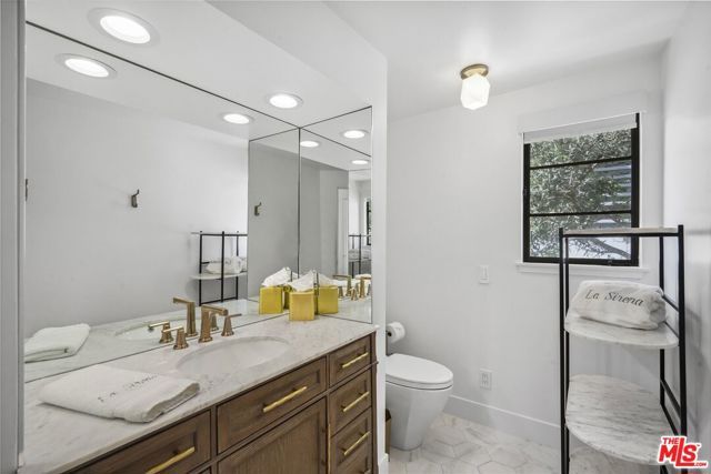 31500 Victoria Point Road, Malibu, CA 90265