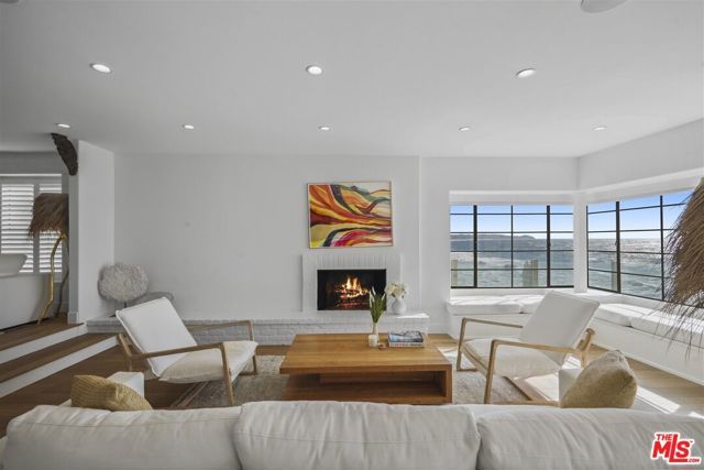 31500 Victoria Point Road, Malibu, CA 90265