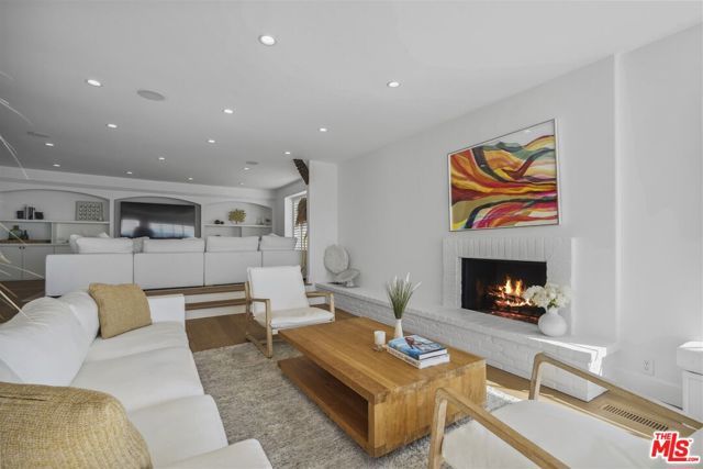 31500 Victoria Point Road, Malibu, CA 90265