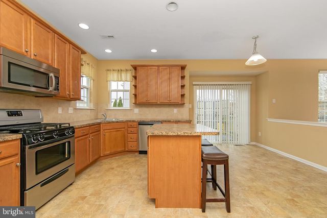 5 CONCORD BLVD, Sicklerville, NJ 08081