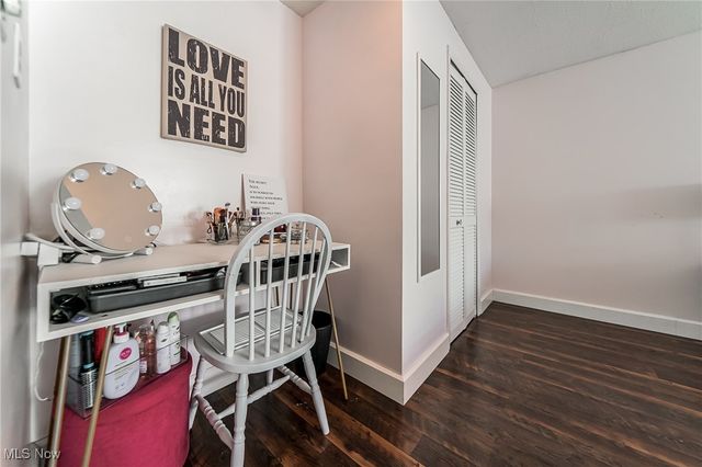 11432 Harbour Light Drive S 1, North Royalton, OH 44133