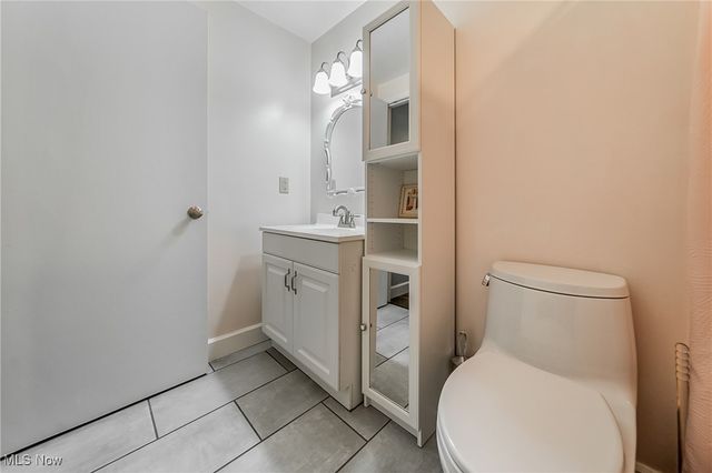 11432 Harbour Light Drive S 1, North Royalton, OH 44133