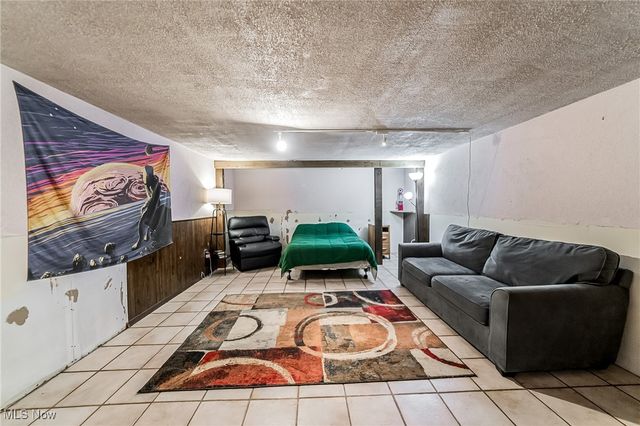 11432 Harbour Light Drive S 1, North Royalton, OH 44133