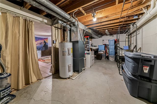 11432 Harbour Light Drive S 1, North Royalton, OH 44133