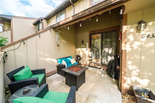 11432 Harbour Light Drive S 1, North Royalton, OH 44133