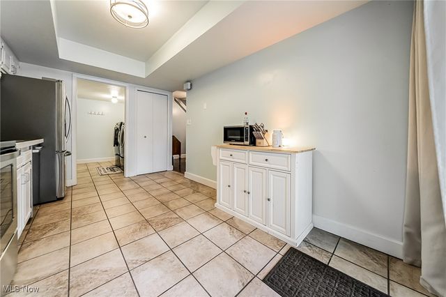 11432 Harbour Light Drive S 1, North Royalton, OH 44133