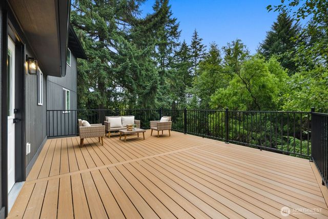 140 Brockway Road, Chehalis, WA 98532