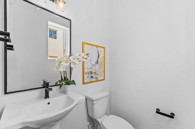 3903 Pinemont Drive A, Houston, TX 77018