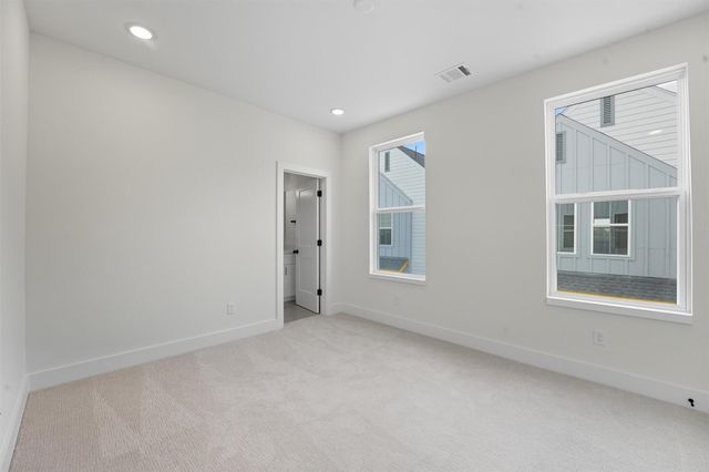 3903 Pinemont Drive A, Houston, TX 77018