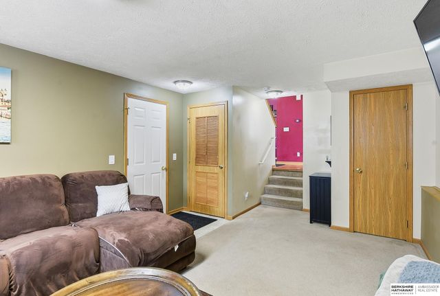 14504 S 28th Street, Bellevue, NE 68123