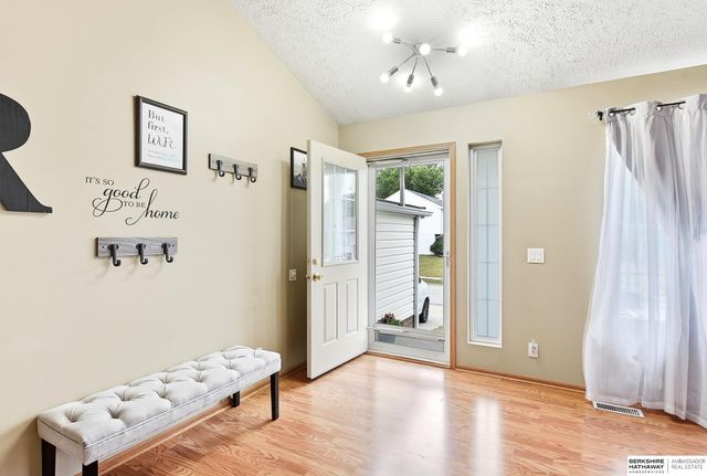 14504 S 28th Street, Bellevue, NE 68123