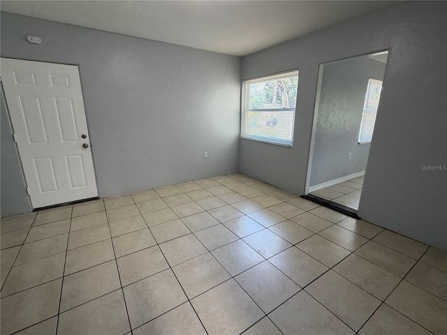 625 KINGSTON STREET S, St Petersburg, FL 33711