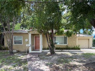 625 KINGSTON STREET S, St Petersburg, FL 33711