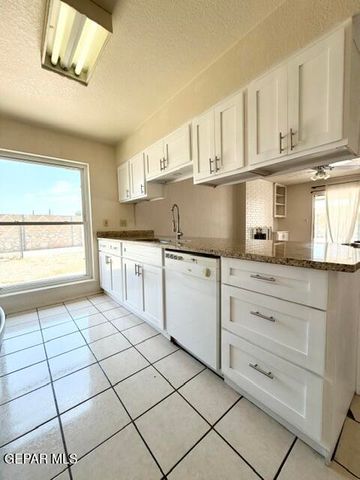2301 GENE LITTLER Drive, El Paso, TX 79936