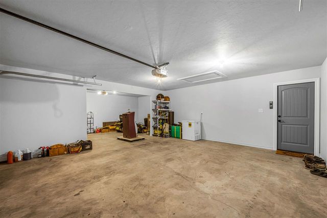 501 NW Spring Creek Rd, Lawton, OK 73505