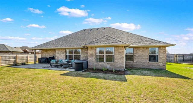 501 NW Spring Creek Rd, Lawton, OK 73505