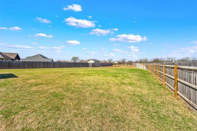 501 NW Spring Creek Rd, Lawton, OK 73505