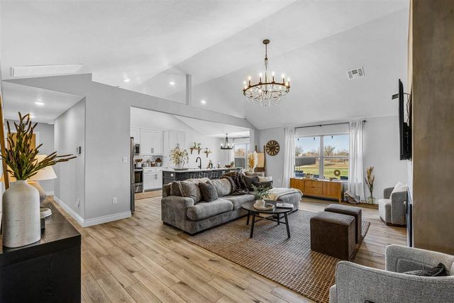 501 NW Spring Creek Rd, Lawton, OK 73505