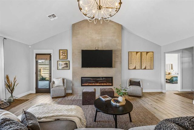 501 NW Spring Creek Rd, Lawton, OK 73505