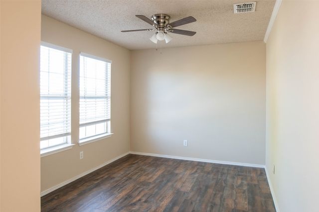 1565 Laurel Hall Lane, Little Elm, TX 75068