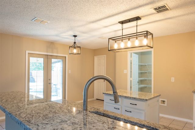 1565 Laurel Hall Lane, Little Elm, TX 75068