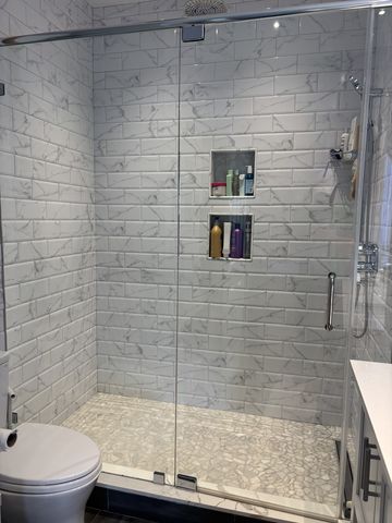 854 N Ogden Avenue, Chicago, IL 60642