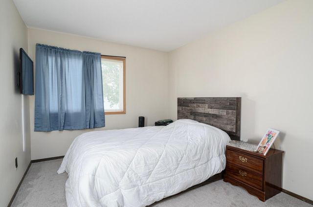 132 Demont Avenue E 326, Little Canada, MN 55117