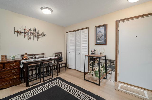 132 Demont Avenue E 326, Little Canada, MN 55117