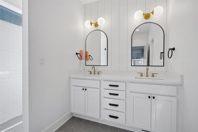 5016 NW 13th Street, Ankeny, IA 50023