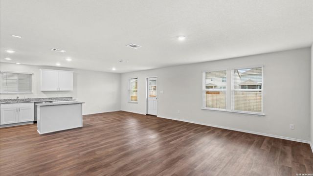 4134 Wild Bloom, Seguin, TX 78155
