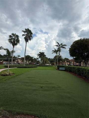 3390 NE 13th Cir Dr 112-19, Homestead, FL 33033